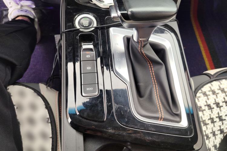 Used Baojun RC-6 2019 1.5T CVT 24-Hour Online Prestige Edition
