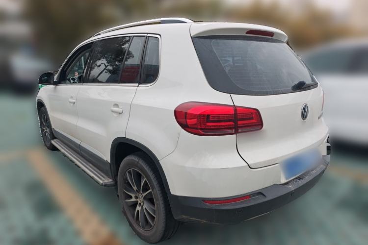 Used Volkswagen Tiguan 2015 1.8TSI Automatic Two-Wheel Drive Luxury Model Rear Left 45 Deg