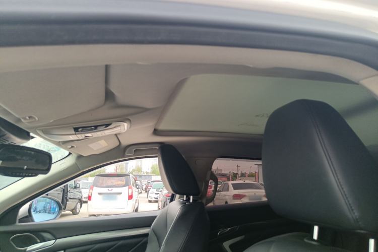 Used Wey VV7 2017 2.0T Ultra-Luxury Version Headliner