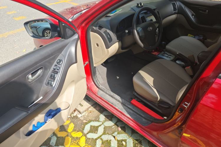 Used Hyundai Celesta 2011 1.6L Automatic Comfort Edition
