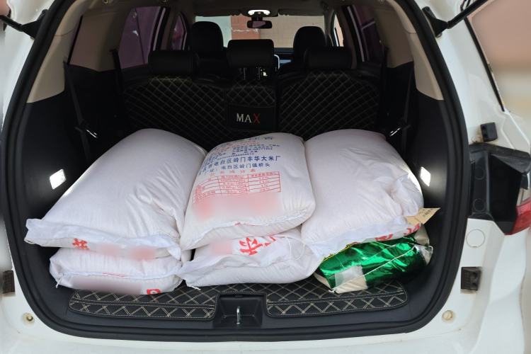 Used BYD Song MAX 2017 1.5T Automatic Smart Connect Elite 7-Seater
