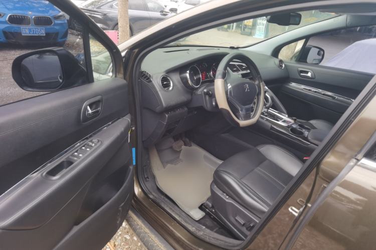 Used Peugeot 3008 2013 2.0L Automatic Trend Edition Driver Seat