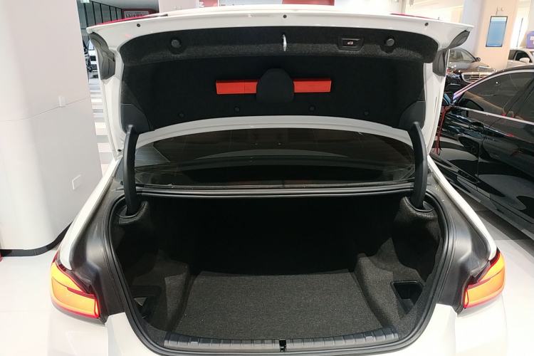 Used BMW 5 Series 2021 Facelifted 525Li M Sport Package Trunk