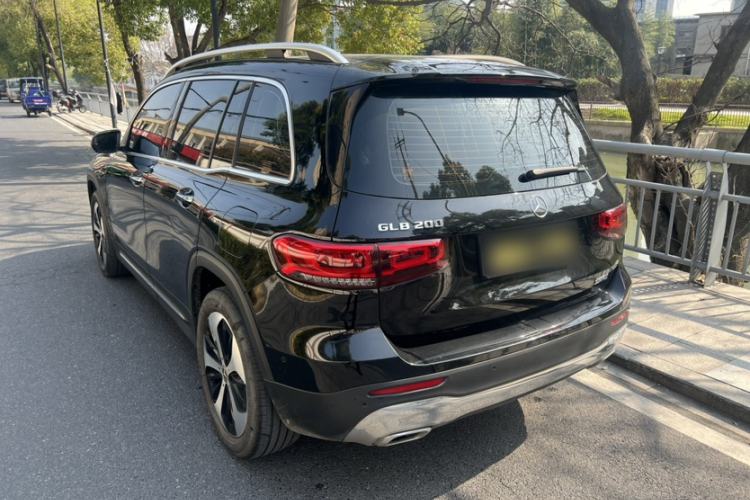 Used Mercedes-Benz GLB 2022 Updated GLB 200 Fashion Edition
