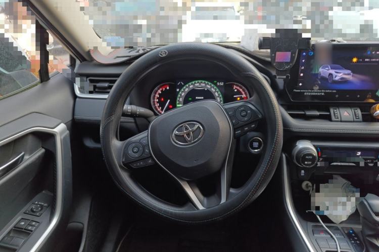 Used Toyota RAV4 2023 2.0L CVT Two-Wheel Drive Fashion Edition
