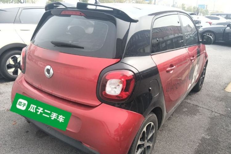 Used smart forfour 2016 1.0L 52 kW Passion Edition
