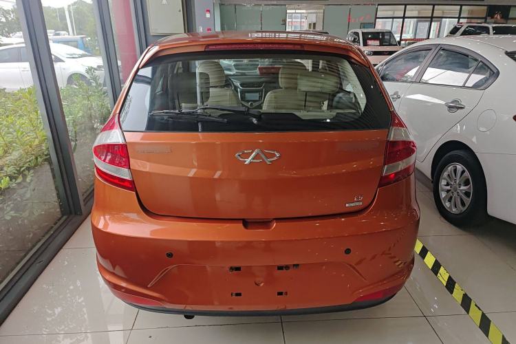 Used Chery Fengyun 2 2013 Hatchback 1.5L AMT Ruìyì Edition