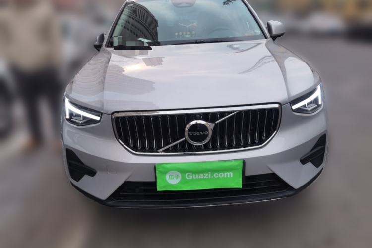 Used Volvo XC40 2023 B4 4x4 Smart Luxury Edition
