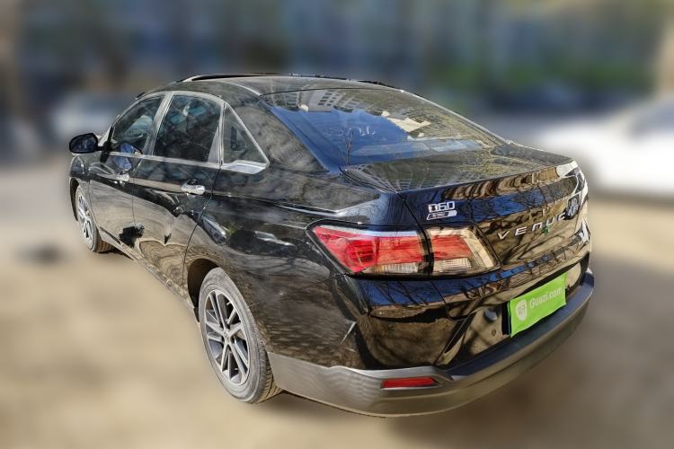 Used Venucia D60 2019 1.6L XL Manual SmartConnect Elite Edition
