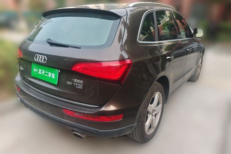 Used Audi Q5 2015 40 TFSI Technology Edition Rear Right 45 Deg