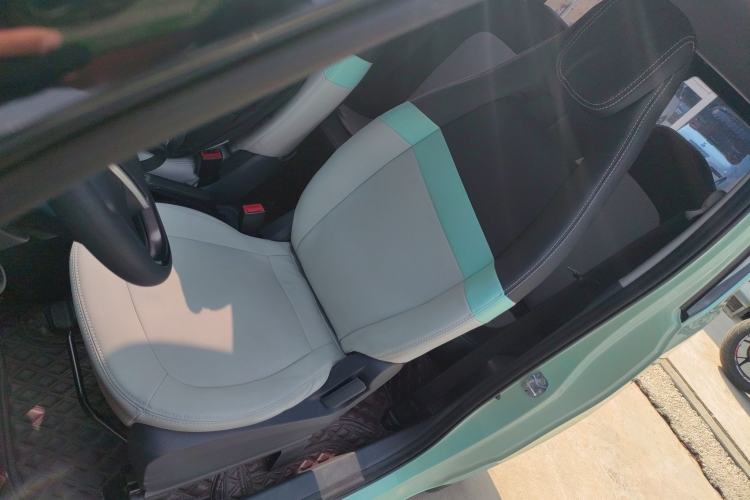 Used Wuling Hongguang MINIEV 2022 Macaron Premium Model – Lithium Iron Phosphate Left Front Seat