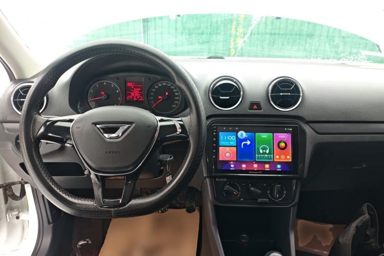 Used Jetta VA3 2019 1.5L Manual Entry-Level Version Center Console