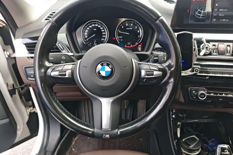 Used BMW X1 2020 sDrive20Li Premium Edition Steering Wheel
