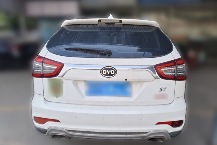 Used BYD S7 2017 2.0T Automatic Prestige Edition Rear
