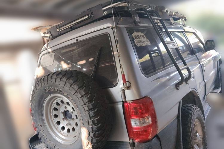 Used Leopaard Q6 2014 2.4L Four-Wheel Drive Version