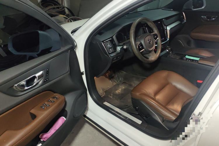 Used Volvo S60 2021 T4 Zhiyi Luxury Edition Driver Seat