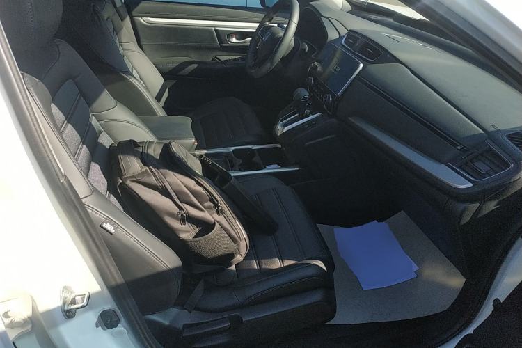 Used Honda CR-V 2021 240TURBO CVT Two-Wheel Drive Urban Edition Right Front Seat