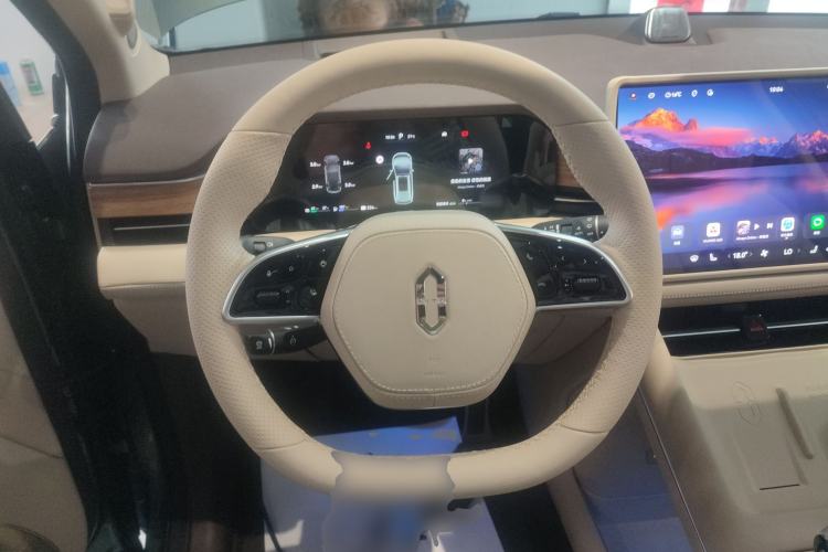 Used Hima AITO M7 2024 1.5T Intelligent Driving 4WD Max Edition 5 Seats
