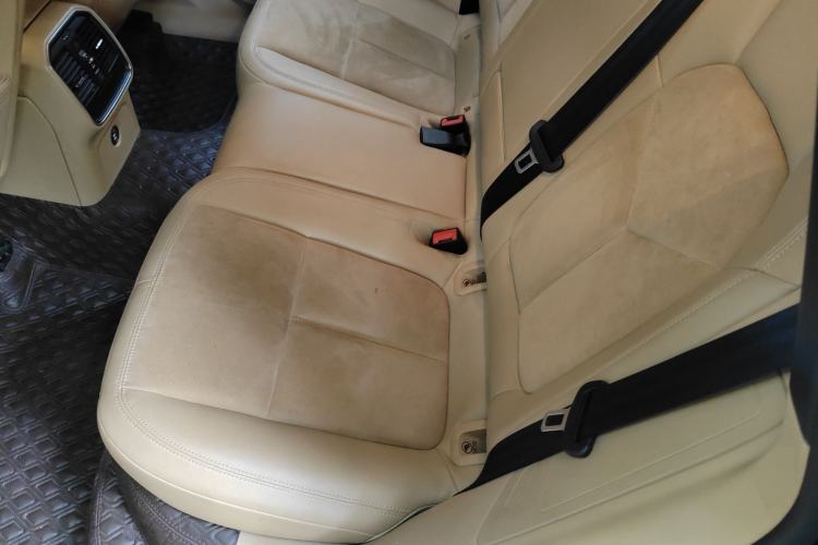 Used Porsche Macan 2017 Macan 2.0T Left Rear Seat