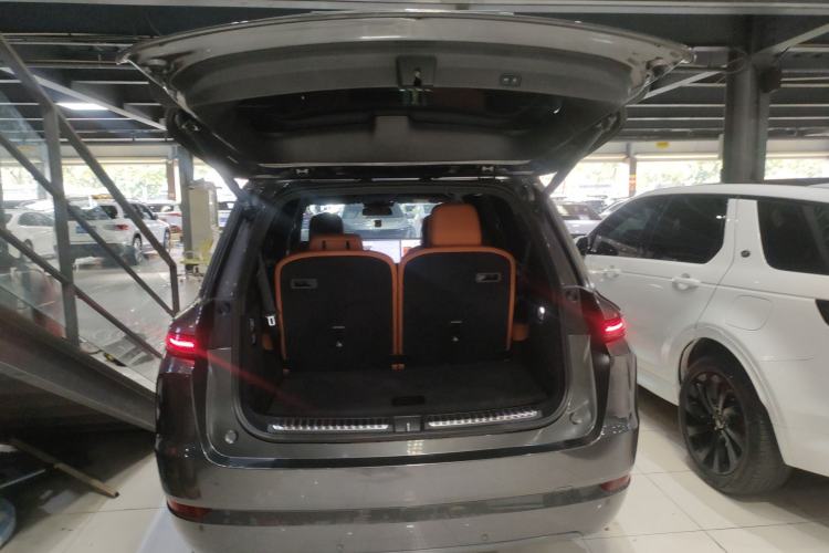 Used Li Auto L9 2022 Max model