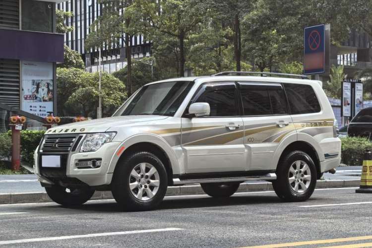 Used Mitsubishi Pajero 2019 3.0L Automatic Comfort Edition