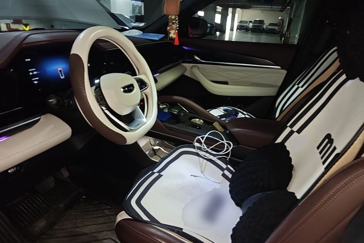 Used Geely Auto Monjaro L 2024 2.0TD High-Power Automatic Two-Wheel Drive Yunqi Version