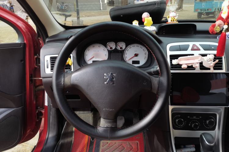 Used Peugeot 307 2012 Hatchback 1.6L Automatic Comfort Edition Steering Wheel