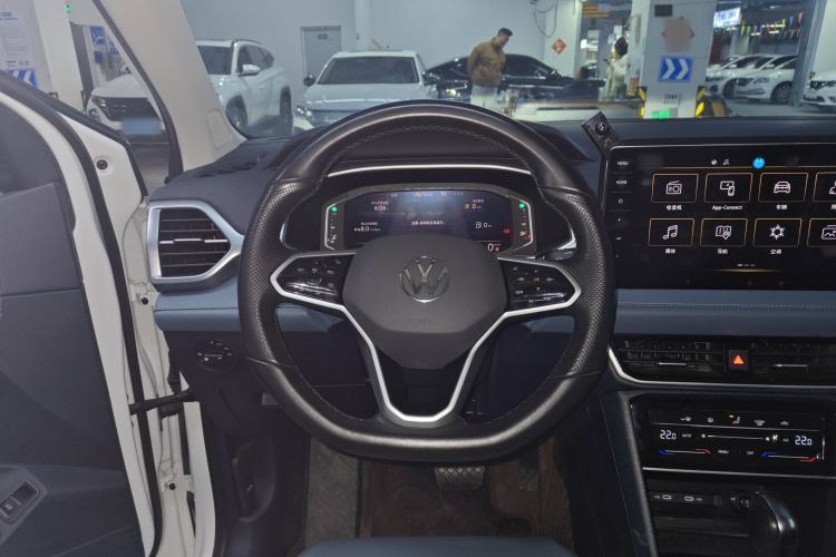 Used Volkswagen Tharu 2023 300TSI Two-Wheel-Drive Full Moon Edition
