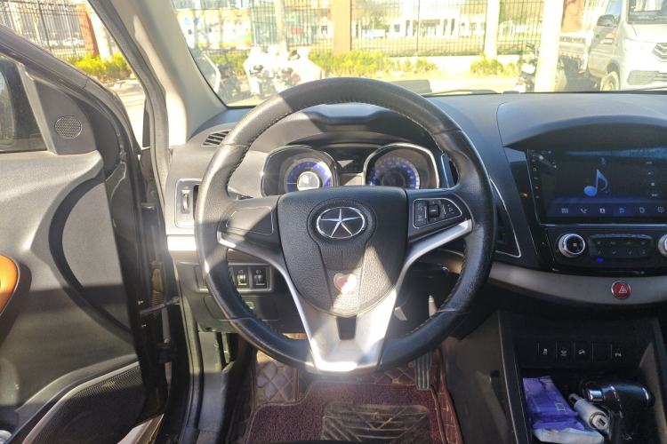 Used JAC Group Refine S5 2014 2.0T Automatic Luxury Edition
