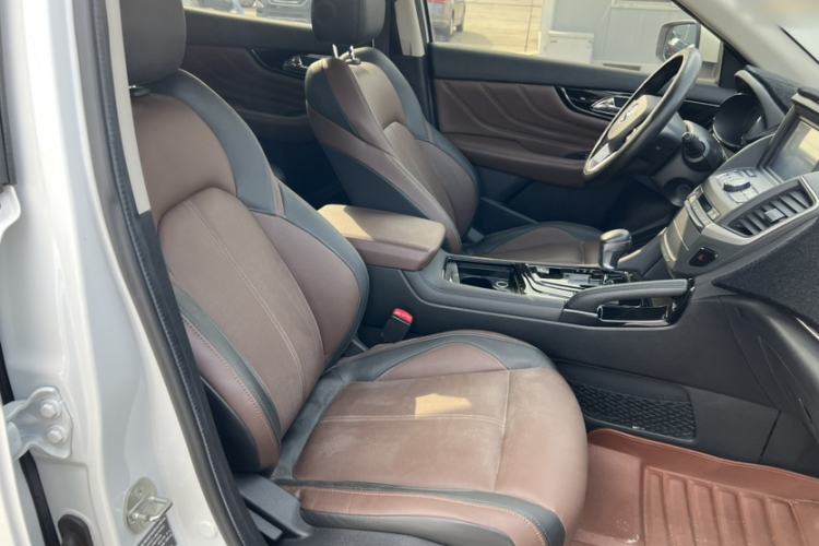 Used Dongfeng Aeolus AX7 2018 Classic 1.6T Automatic Luxury Model
