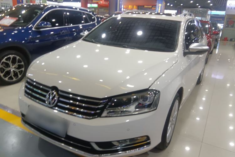 Used Volkswagen Magotan 2012 Travel Edition 2.0 TSI Comfort Version