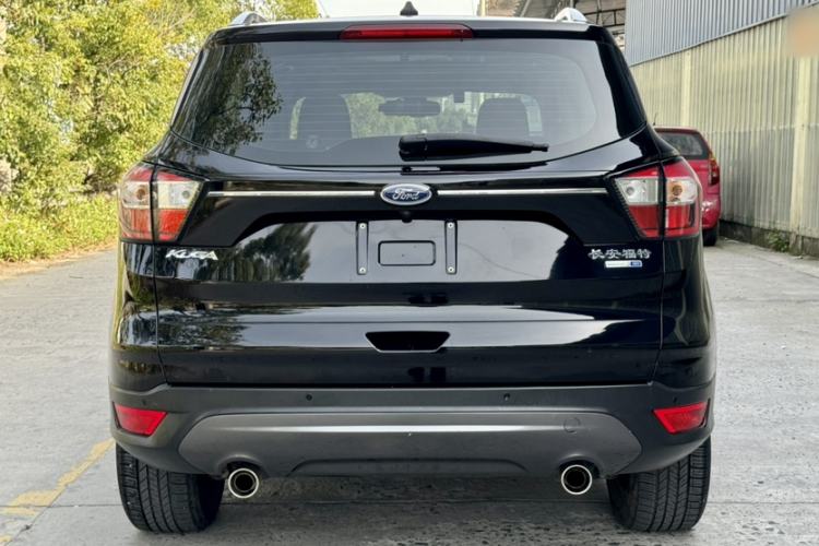 Used Ford Kuga 2019 EcoBoost 180 Two-Wheel-Drive Platinum Edition China VI Standard
