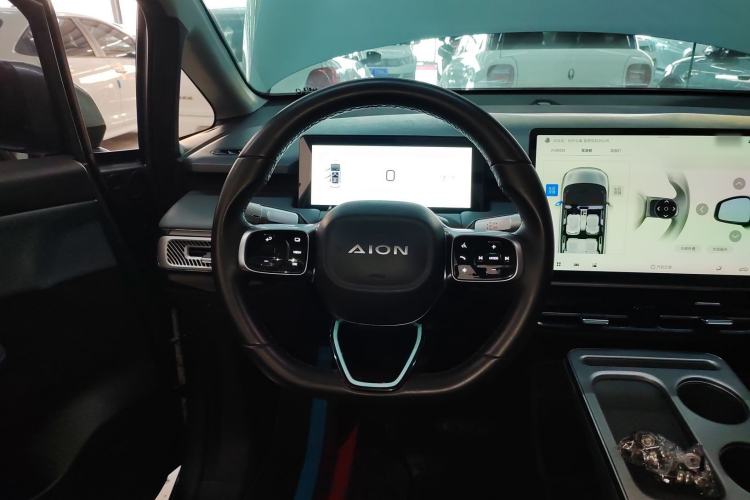 Used AION Y 2023 Plus 510 Smart Edition