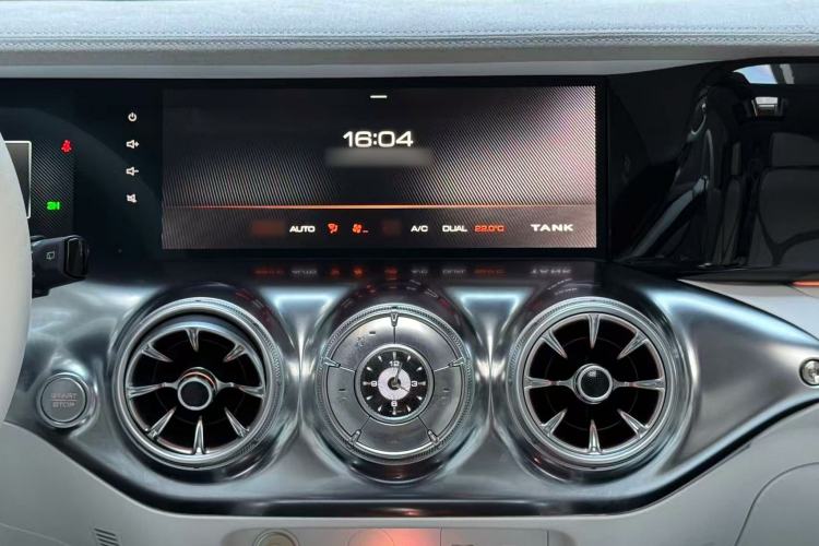 Used Cyberspace Tank 300 2021 2.0T Cyber Tank