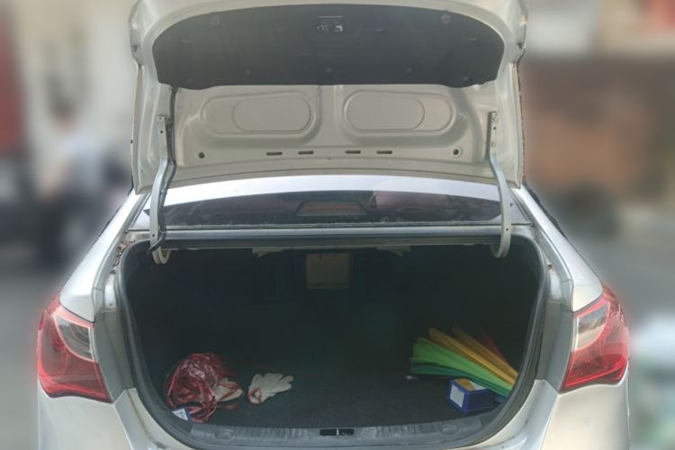 Used Hyundai Celesta 2011 1.6L Automatic Luxury Version