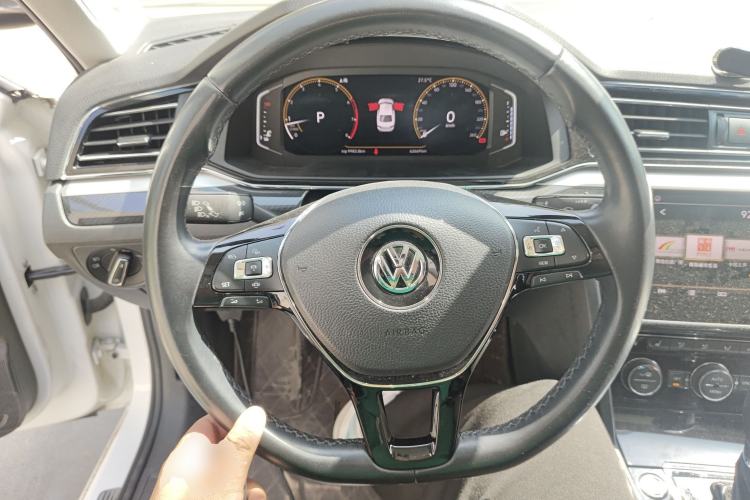 Used Volkswagen Lamando 2019 280TSI DSG Luxury Edition China V Standard Steering Wheel