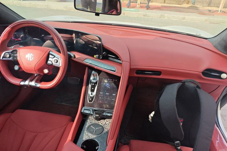 Used MG Cyberster 2024 501km Charming & Heartwarming Edition
