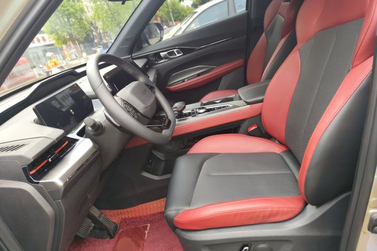 Used CHANGAN OSHAN Z6 2023 Blue Whale 1.5T DCT Smart Luxury Model
