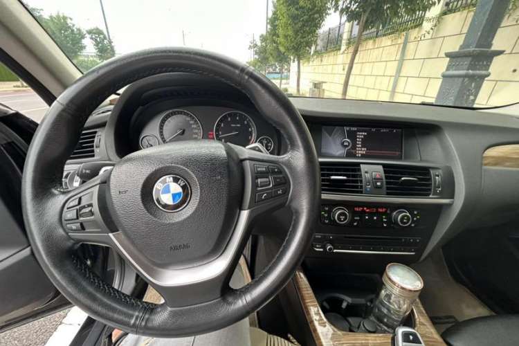 Used BMW X3 2011 xDrive35i Luxury Model
