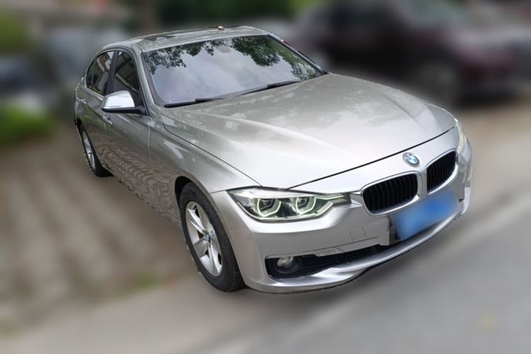 Used BMW 3 Series 2016 316Li Fashion Model Front Right 45 Deg