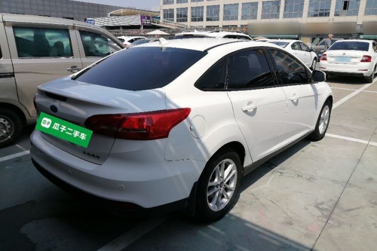 Used Ford Focus 2018 Sedan Classic 1.6L Automatic Trendy SmartDrive Edition