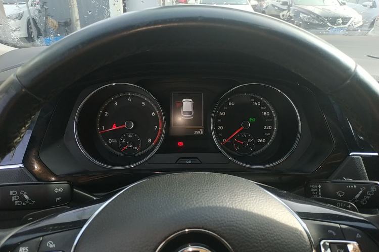 Used Volkswagen Tiguan L 2017 330TSI Automatic Two-Wheel Drive Flagship Edition