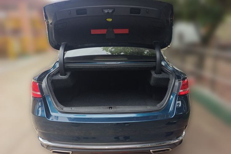 Used Geely Auto Emgrand GT 2017 1.8T Luxury Model Trunk