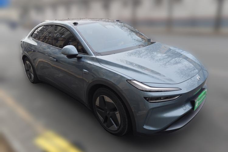 Used ONVO L60 2024 85 kWh Rear-Drive Version