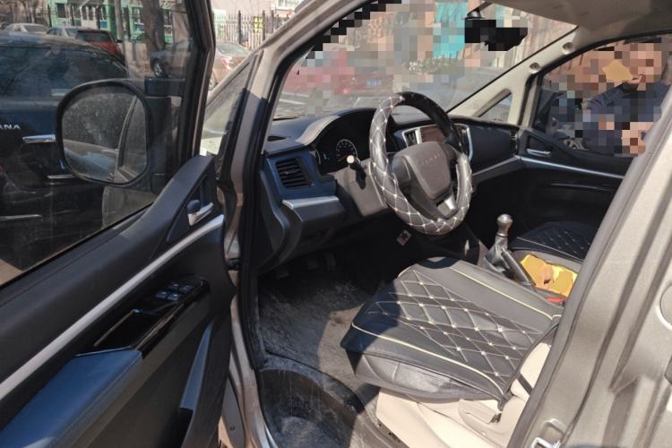 Used FORTHING Lingzhi 2025 M5 1.6L Short Wheelbase Practical 5-Seat Model
