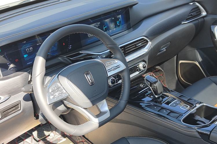 Used Bestune T77 2020 PRO 280 TID Automatic Luxury Model Interior 4