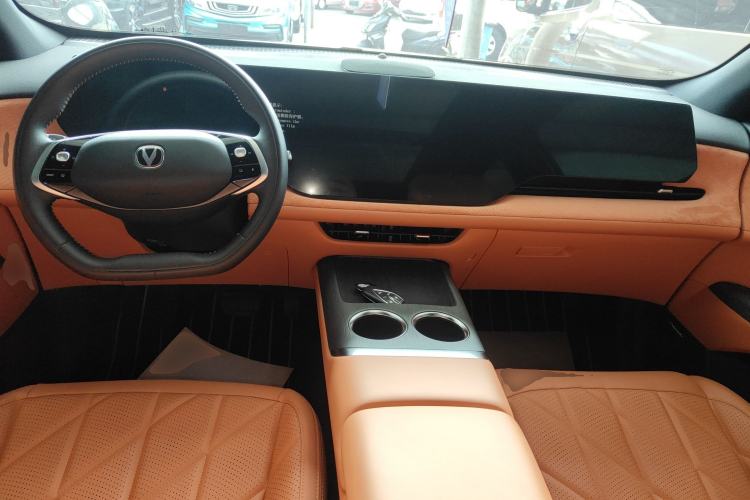 Used CHANGAN CS75 PLUS 2025 4th Generation 1.5T New Blue Whale Smart Flagship Version
