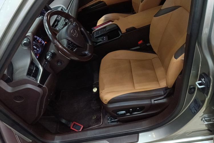 Used Lexus ES 2020 300h Premier Edition
