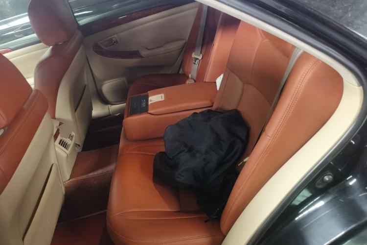Used Toyota Crown 2005 2.5L Royal Left Rear Seat
