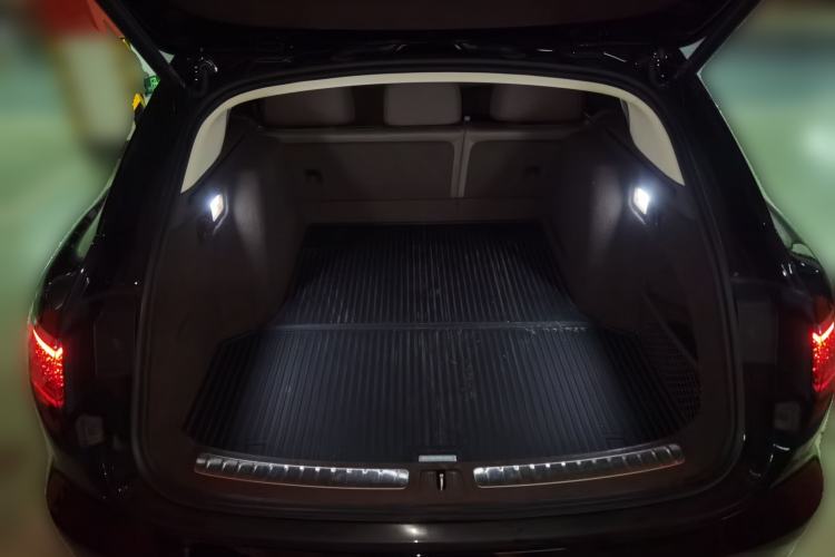 Used Hima S9T 2025 Model Pure Electric Rear-Drive Max Trunk